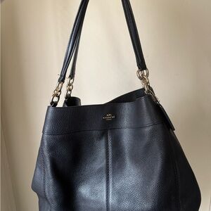Coach Black Leather Shoulder Bag